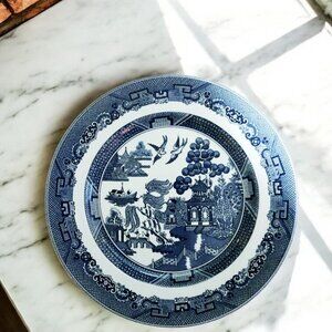PAIR (2) Willow Dessert Plates Johnson Bros 8" EUC priced for the pair